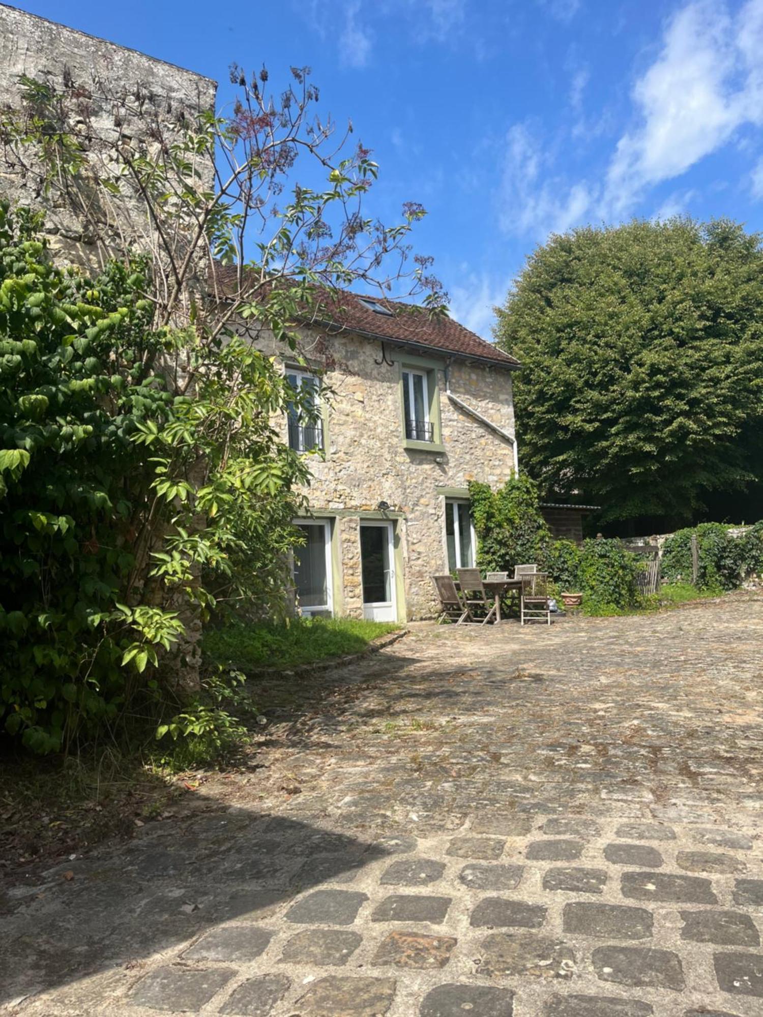 Bed and Breakfast Les Ecuries Recloses Exterior foto